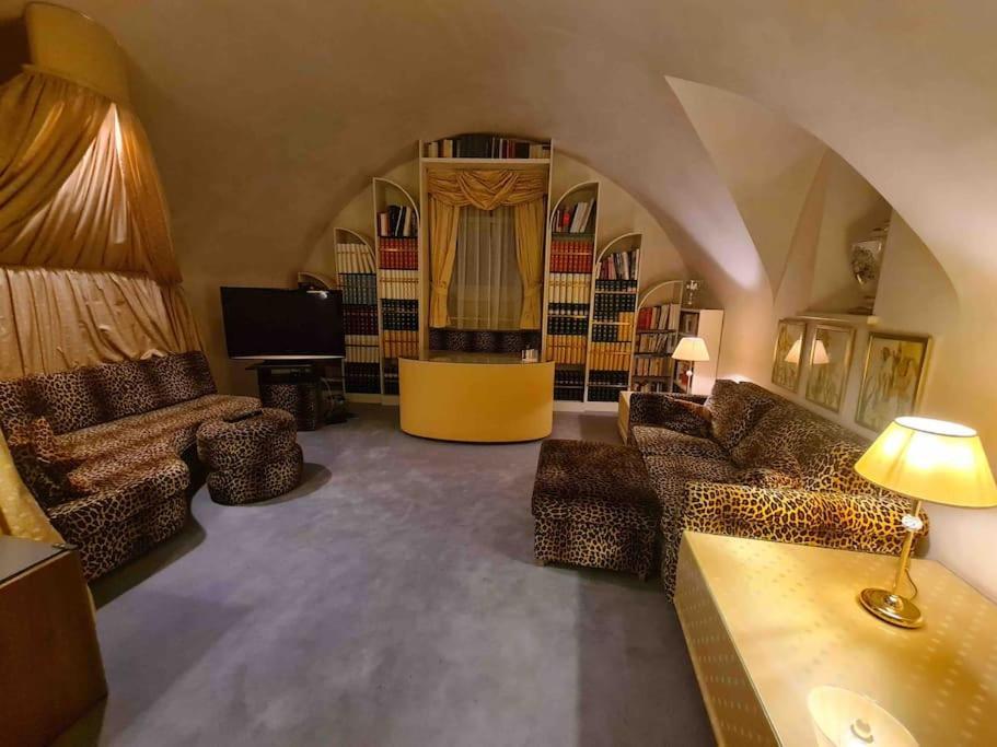 Domus Aurea Apartment Bolzano Exterior photo